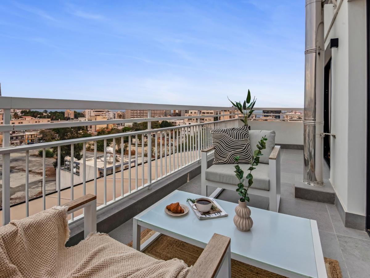 Sanders Coral Court Penthouse - Cute 3-Bedroom Apartment With Balcony Limassol Eksteriør billede